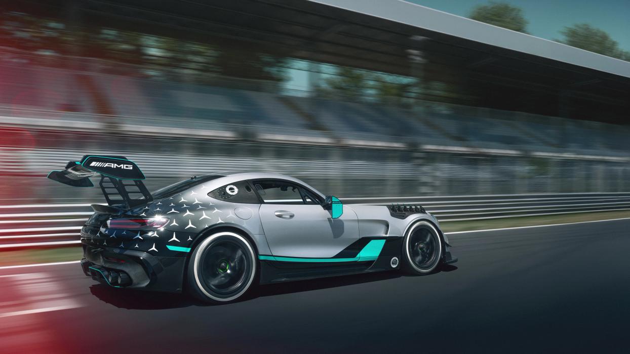 Side view Mercedes-AMG GT2 Edition W16
