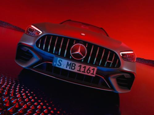 Kühlergrill des Mercedes-AMG C 63 S E PERFORMANCE T-Modells