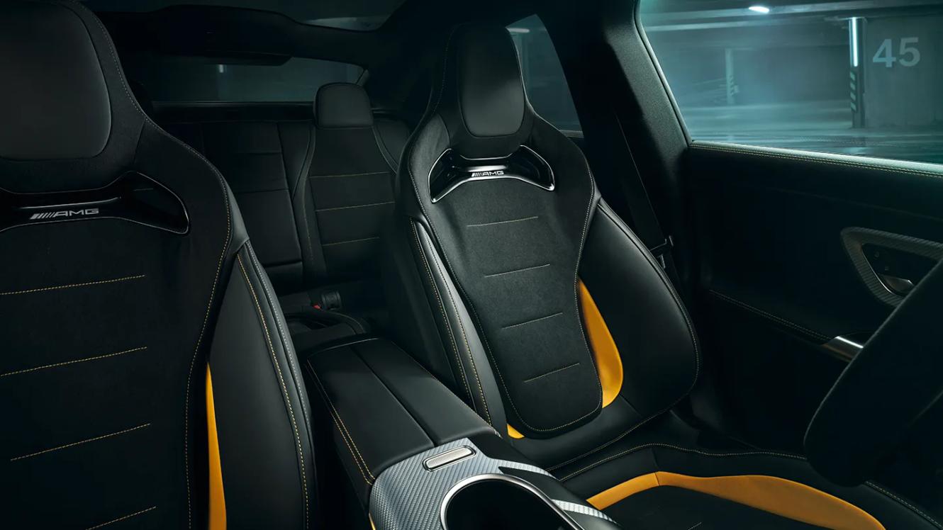Seats and interior of the Mercedes-AMG CLA 45 4MATIC+