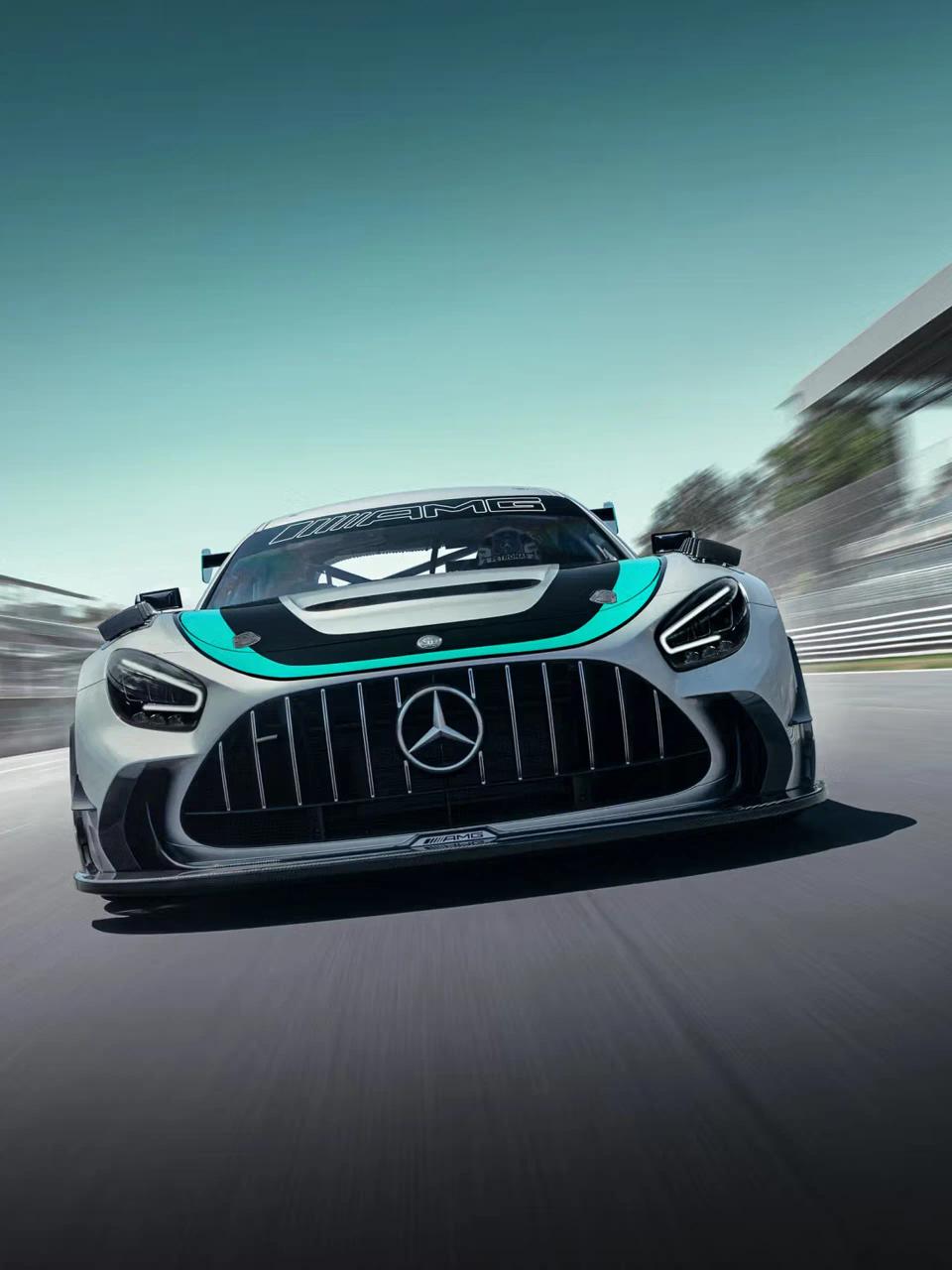 Front view Mercedes-AMG GT2 Edition W16