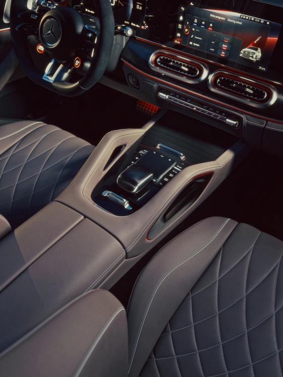 Centre console and steering wheel