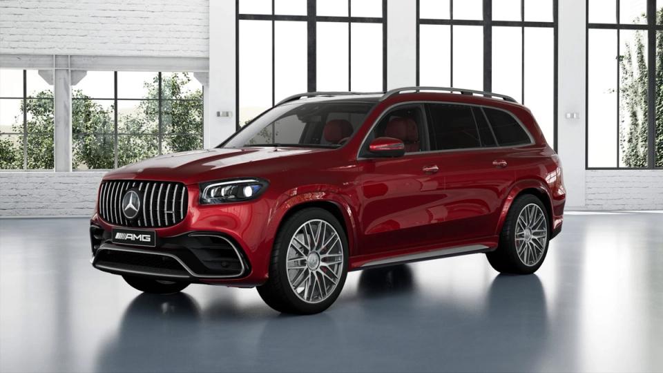 Ein Mercedes-AMG GLS in roter MANUFAKTUR Lackierung.