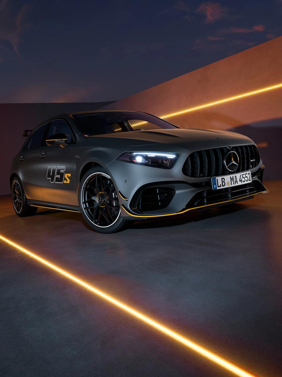 MERCEDES-AMG A 45 S „FINAL EDITION"
