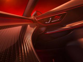 Der Innenraum des Cariolets schwungvoll in Szene gesetzt.