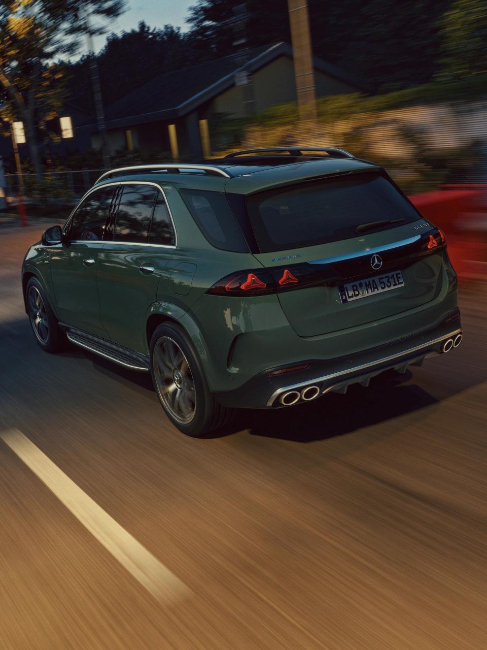 Rear view of the Mercedes-AMG GLE 53 Hybrid SUV