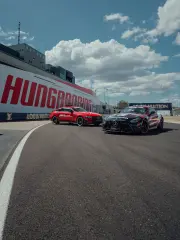 Safety Car and Medical Car on track