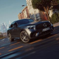 Mercedes-AMG GLC 53 4MATIC+ Coupé an einer Straßenkreuzung