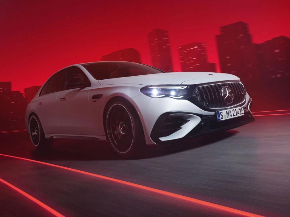 Mercedes-AMG E 53 Limousine Frontansicht.