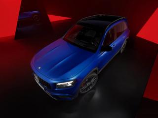 Mercedes AMG GLB 35 SUV von oben.