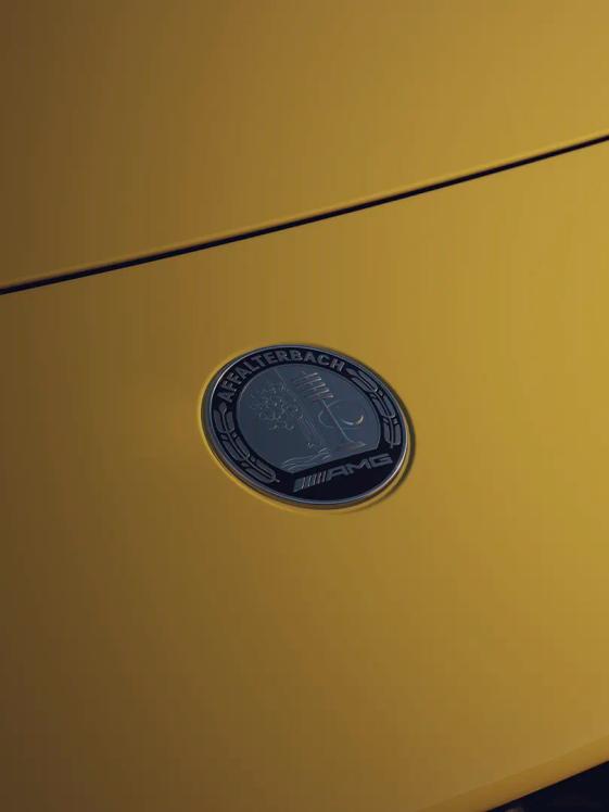 close up of the Mercedes-AMG badge on the bonnet of the Mercedes-AMG GT Coupé 43.