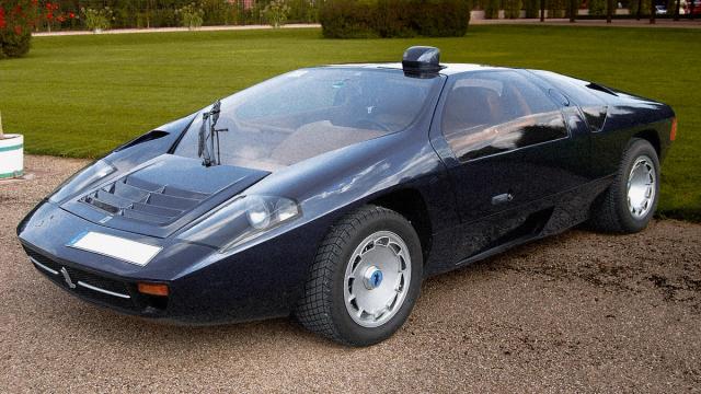 A Isdera Imperator from 1984