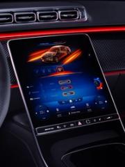 MBUX Display des Mercedes-AMG S 63 E PERFORMANCE