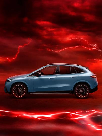 Mercedes-AMG EQE 53 4MATIC+ SUV.