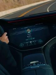 Sounddrive visualization on the center console