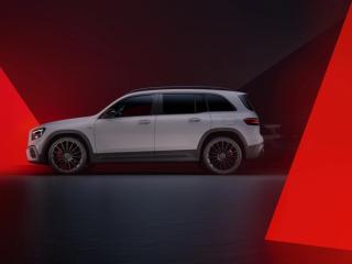 Mercedes-AMG GLB in alpingrau