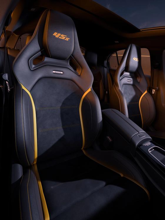 Frontsitze der Mercedes-AMG Final Edition