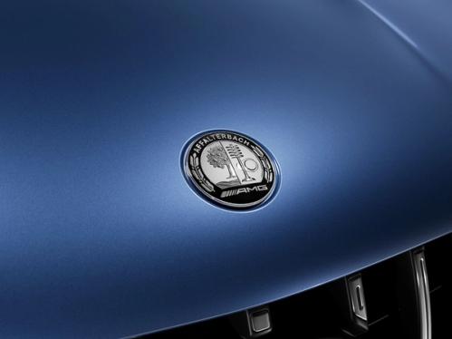 The AMG badge on the hood of the Mercedes-AMG GLE 53 Coupé.