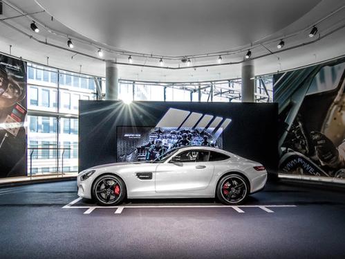 vehicle exhibition in the Performance Center